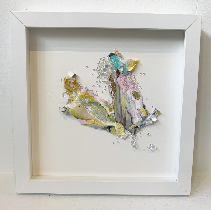 Pell yellow 2 by artist Maria Martin